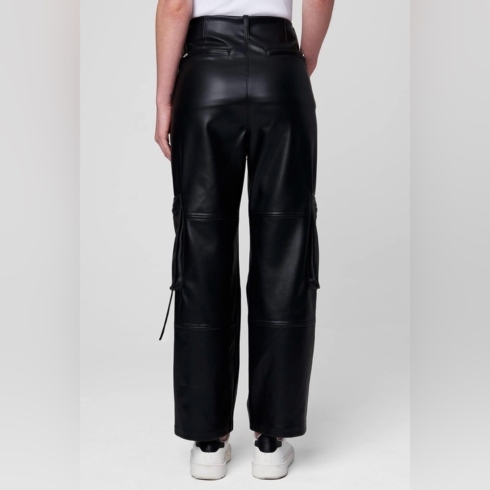 BLANKNYC] Womens Baxter Vegan Leather Cargo Pant Size 26 - Picture 2 of 7
